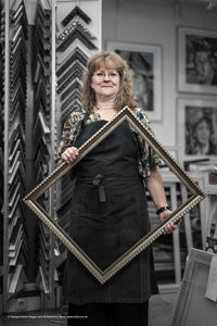 Nr. 0100b Einrahmerin, Kunstfotografie